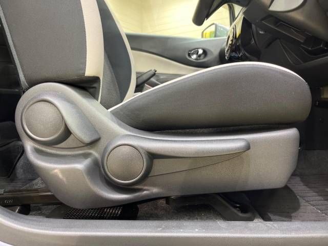 Nissan NOTE 2019-01 182277-6