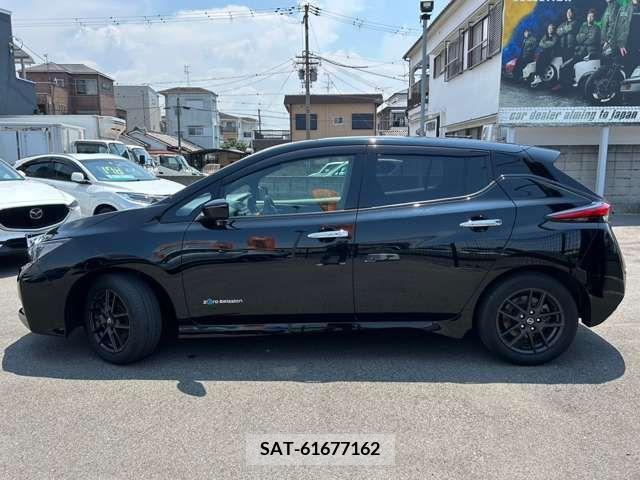 Nissan LEAF 2019-06 367060-4