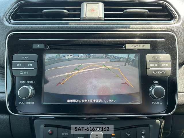 Nissan LEAF 2019-06 367060-9