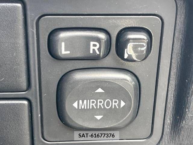 Toyota PRIUS 2014-02 282074-6