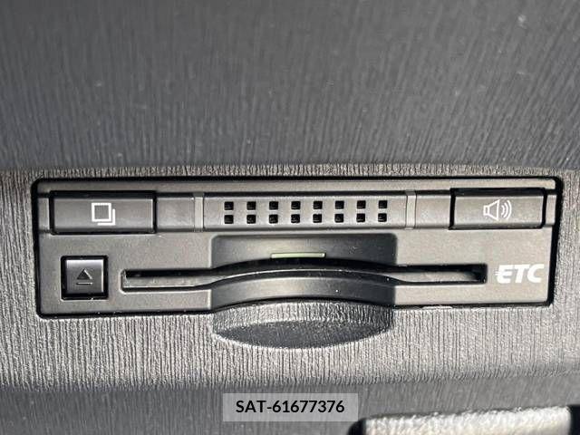 Toyota PRIUS 2014-02 282074-5