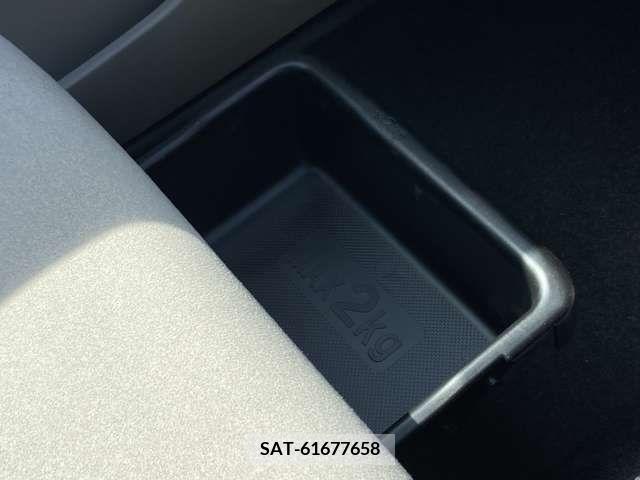 Daihatsu CAST 2018-03 233909-12
