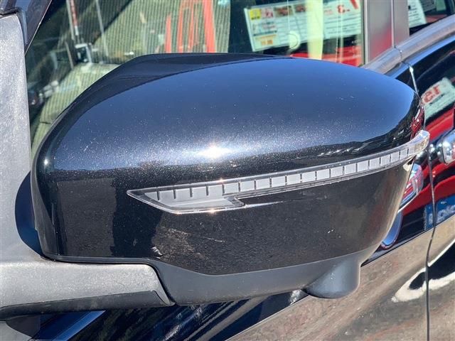 Nissan SERENA 2018-10 190686-10