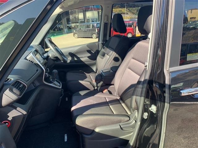 Nissan SERENA 2018-10 190686-2