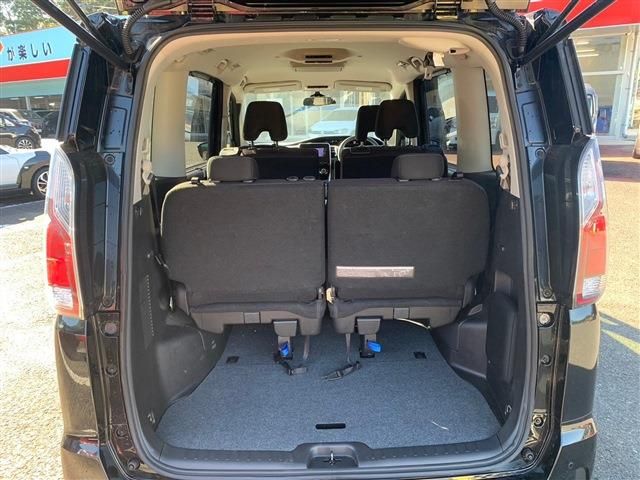 Nissan SERENA 2018-10 190686-12