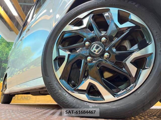 Honda N BOX CUSTOM 2019-02 213381-13