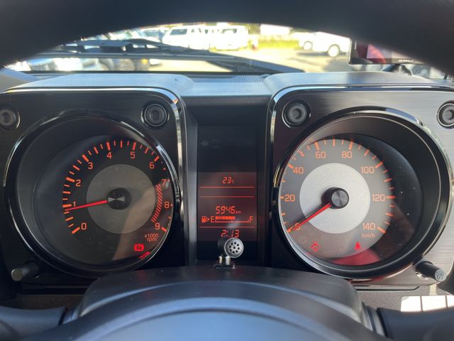 Suzuki JIMNY 2021-05 15776-13