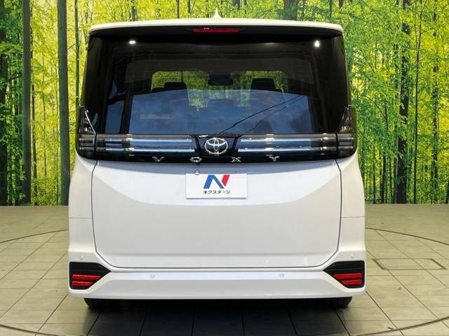 Toyota VOXY 2022-03 182653-15