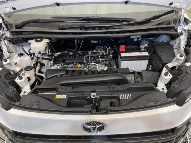 Toyota VOXY 2022-03 182653-18