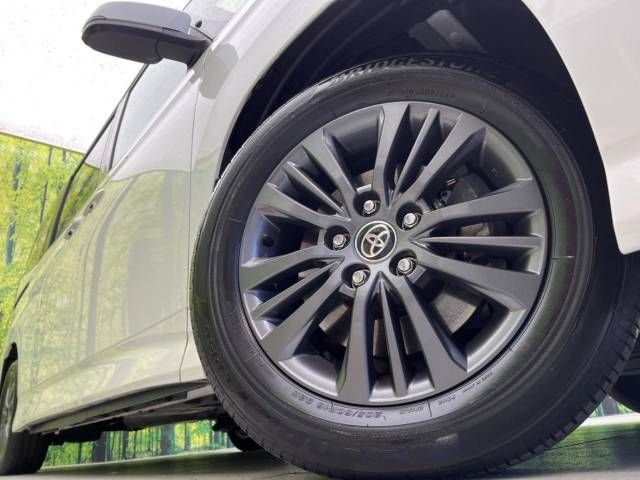 Toyota VOXY 2022-03 182653-13