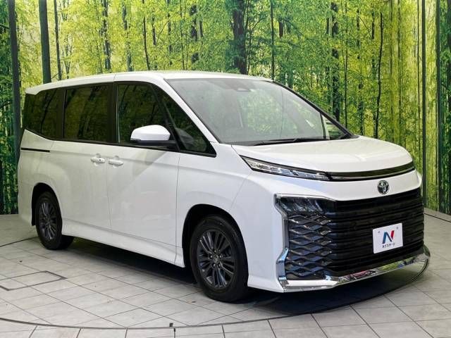 Toyota VOXY 2022-03 182653-16