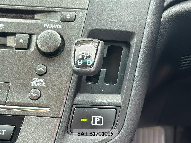 Lexus HS 2012-03 299789-19