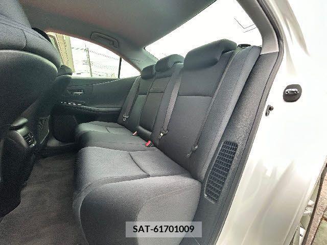 Lexus HS 2012-03 299789-12