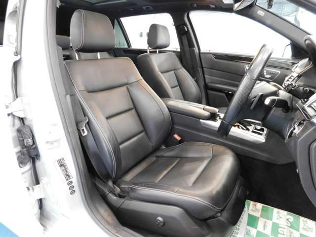 Mercedes Benz E-CLASS 2013-09 22351-4