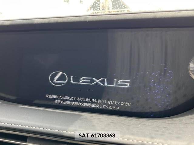 Lexus LS 2018-01 326618-3