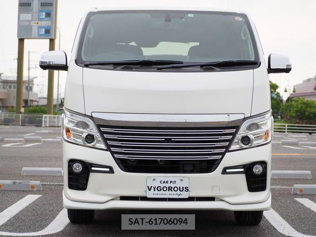 Nissan NV350 Caravan 2017-07 335341-3