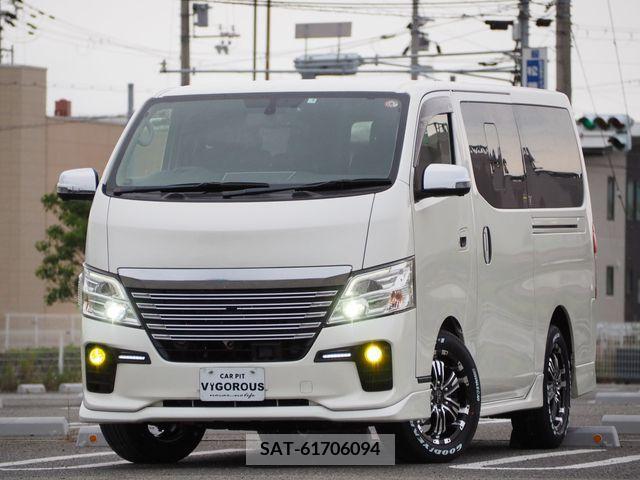 Nissan NV350 Caravan 2017-07 335341-4