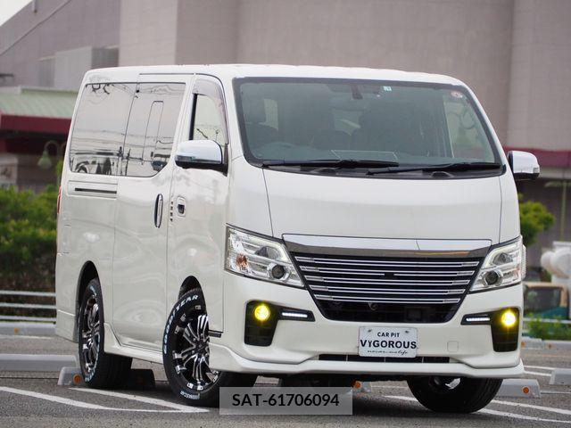 Nissan NV350 Caravan 2017-07 335341-0