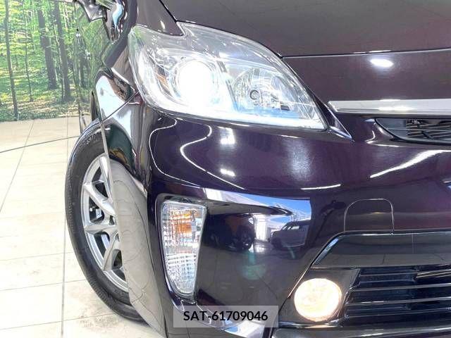 Toyota PRIUS 2014-10 214086-12