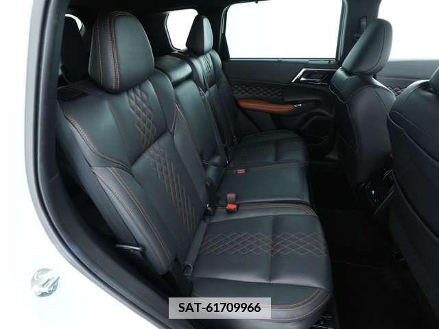 Mitsubishi OUTLANDER PHEV 2021-12 342437-7