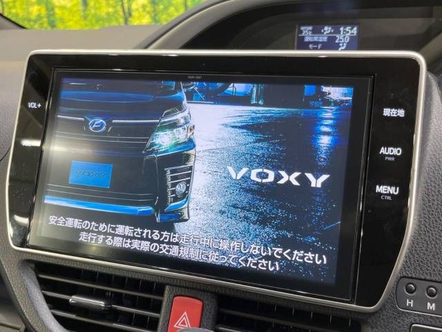 Toyota VOXY 2017-06 18121-3