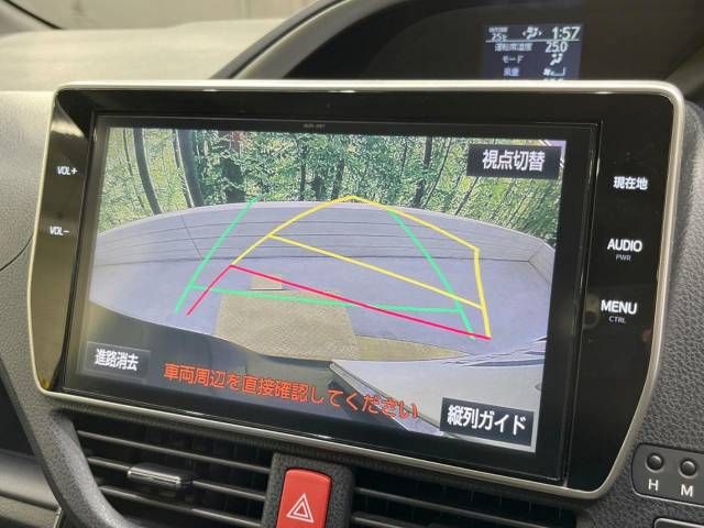 Toyota VOXY 2017-06 18121-6