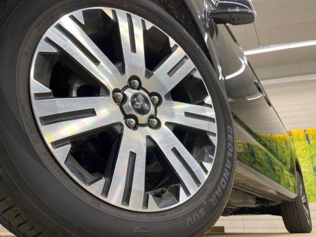 Mitsubishi DELICA D5 2023-04 181049-14