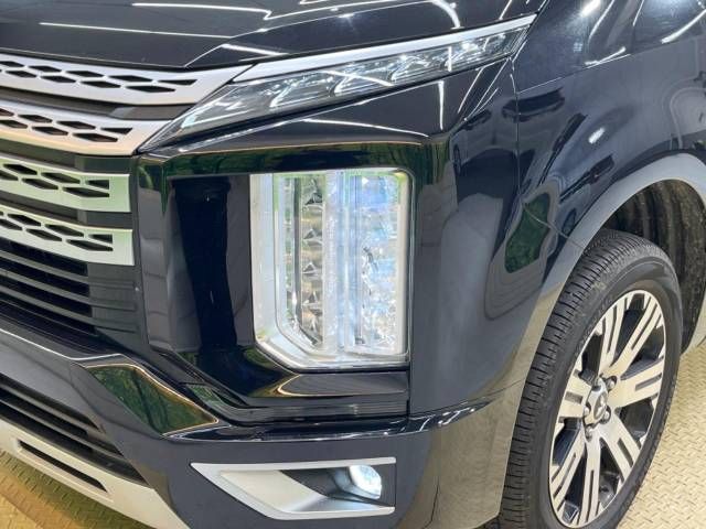Mitsubishi DELICA D5 2023-04 181049-13