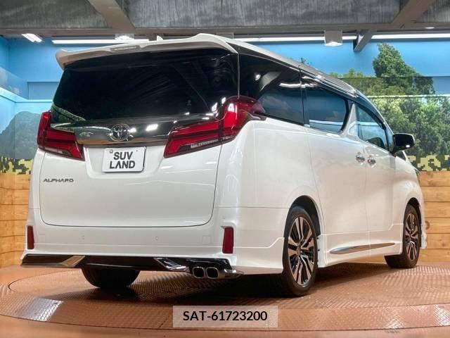 Toyota ALPHARD 2021-09 348776-17