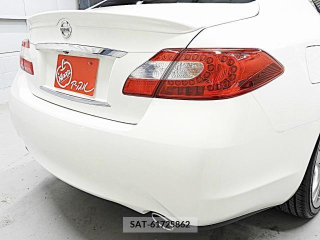 Nissan FUGA 2013-08 334201-25