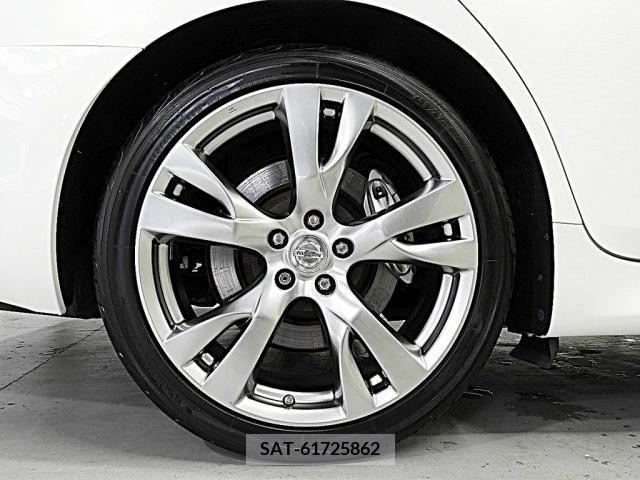 Nissan FUGA 2013-08 334201-26