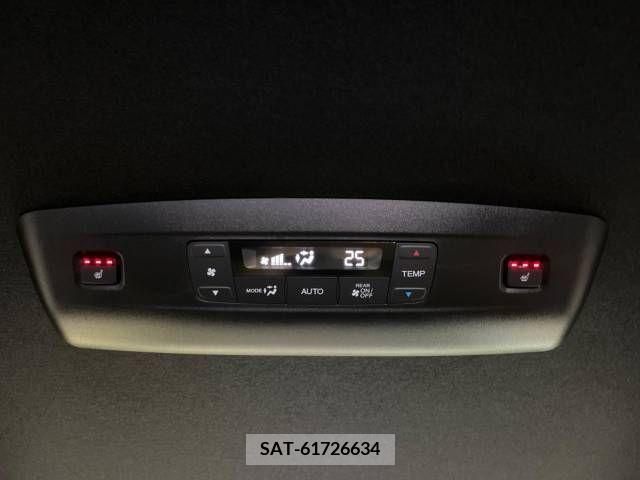 Honda e 2023-11 380375-7