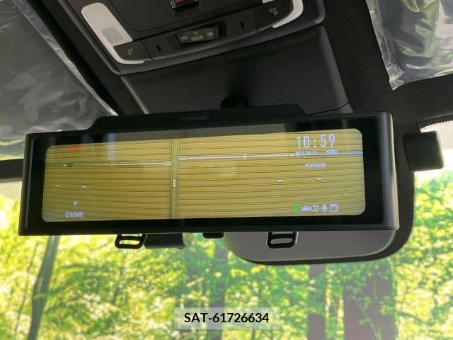 Honda e 2023-11 380375-6