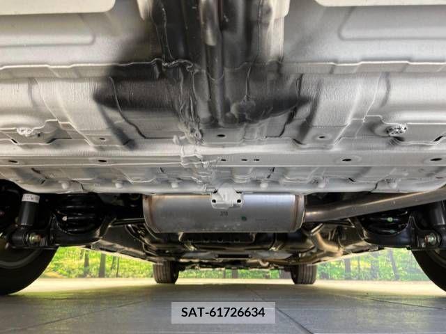 Honda e 2023-11 380375-19