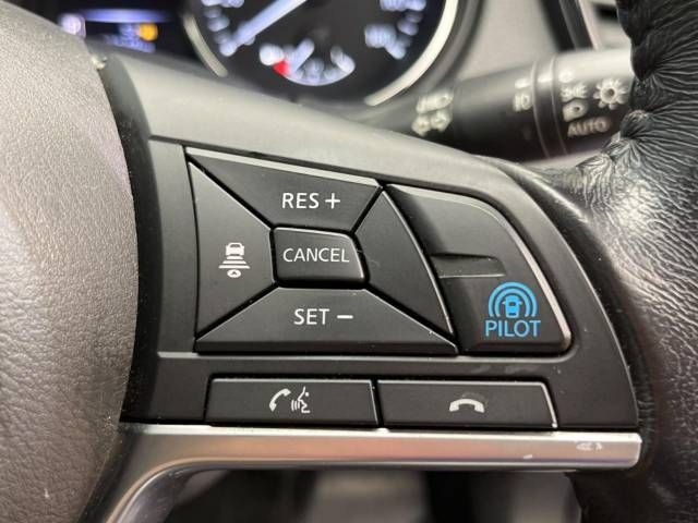 Nissan X-TRAIL 2018-04 194904-4