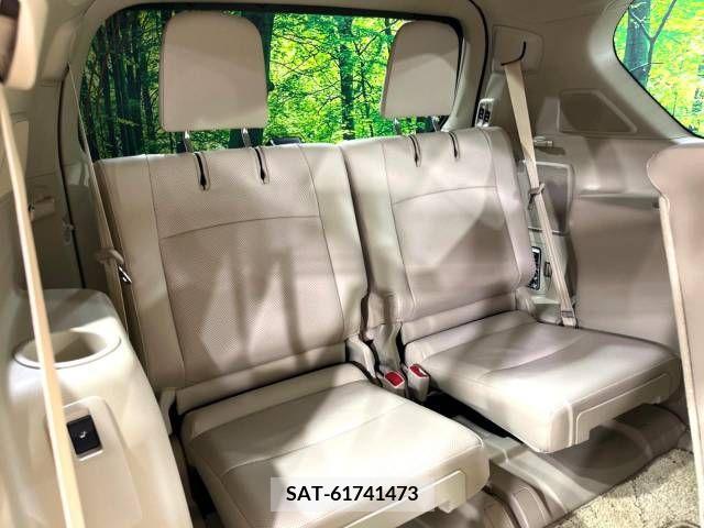 Toyota LAND CRUISER PRADO 2023-04 362342-10