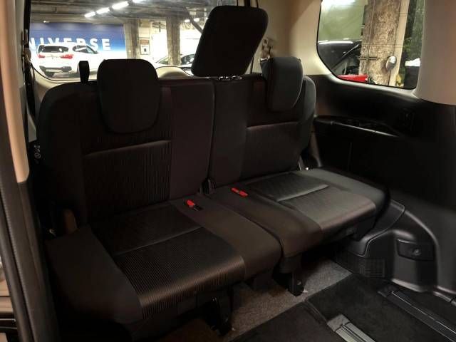 Nissan SERENA 2019-05 196685-10