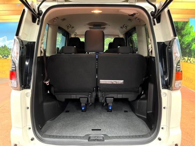 Nissan SERENA 2019-05 196685-11