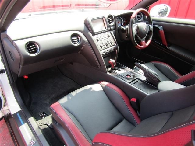 Nissan GT-R 2015-03 22456-5