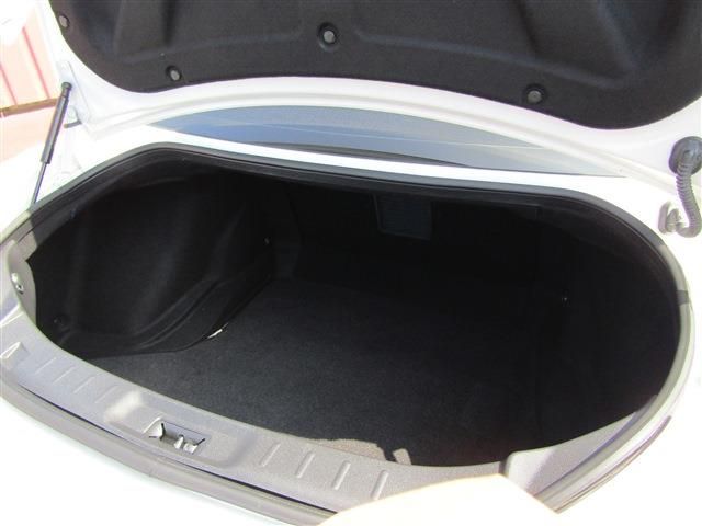 Nissan GT-R 2015-03 22456-7