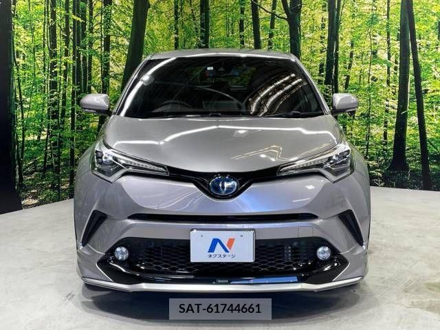 Toyota C-HR 2018-06 295018-14