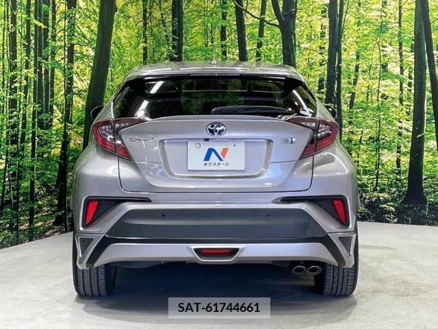 Toyota C-HR 2018-06 295018-15