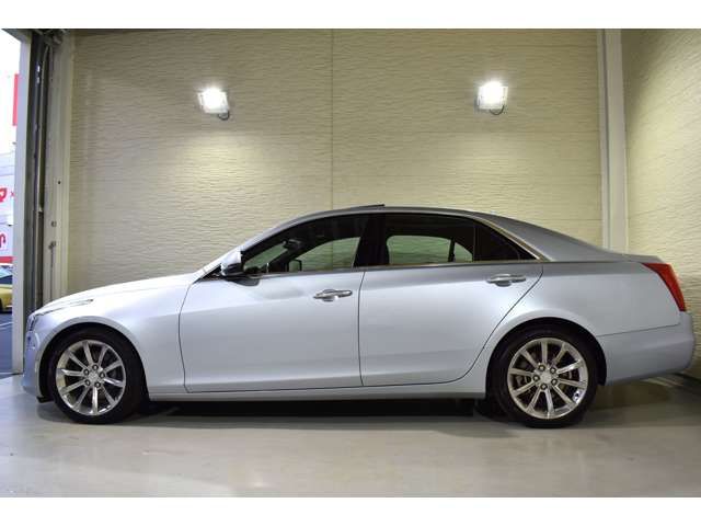 Cadillac CTS 2018-03 183435-7
