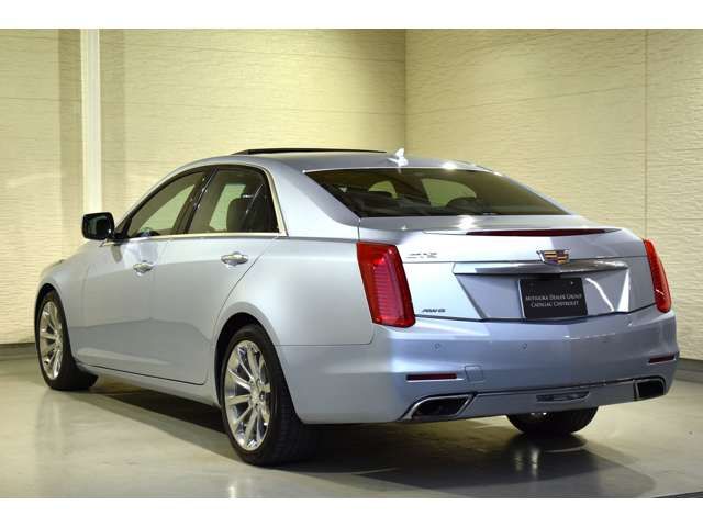 Cadillac CTS 2018-03 183435-9