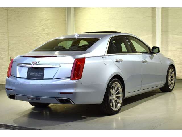 Cadillac CTS 2018-03 183435-2