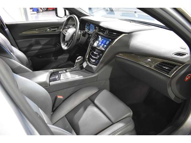 Cadillac CTS 2018-03 183435-5