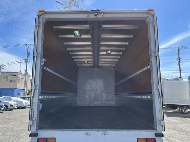 Isuzu FORWARD 2017-04 27393-7