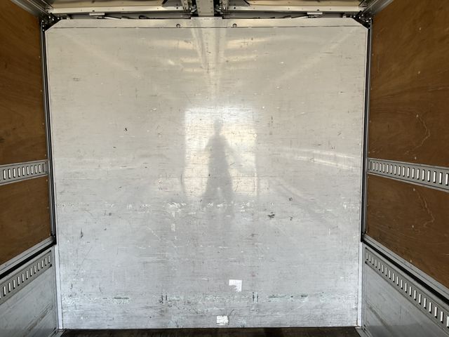Isuzu FORWARD 2017-04 27393-11