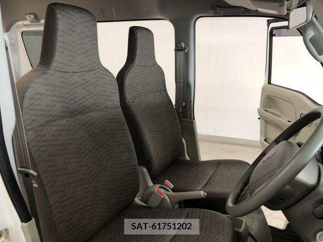 Suzuki EVERY 2023-07 371747-10