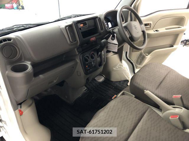 Suzuki EVERY 2023-07 371747-15